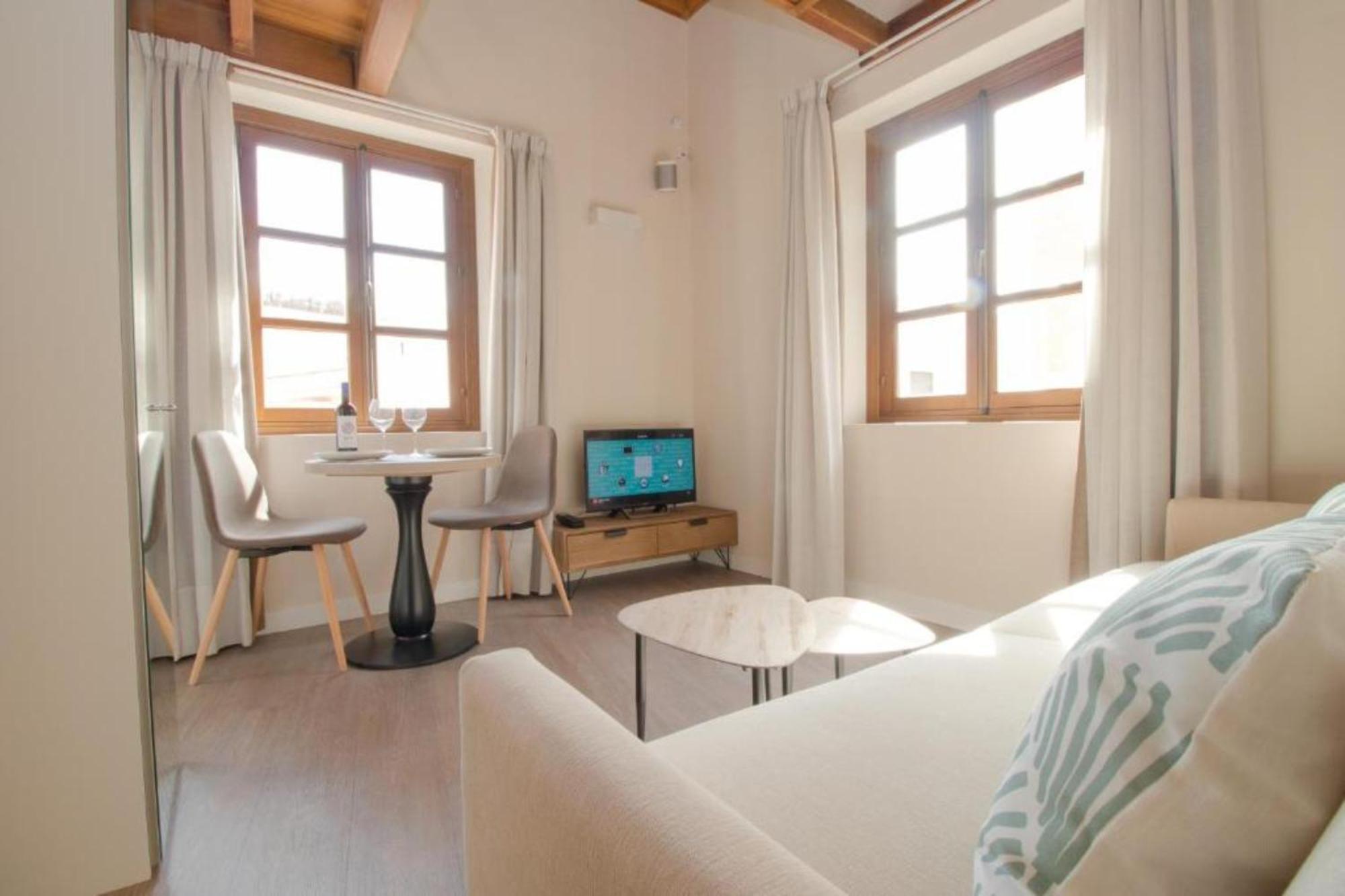 Malaga4You Nosquera Center Экстерьер фото